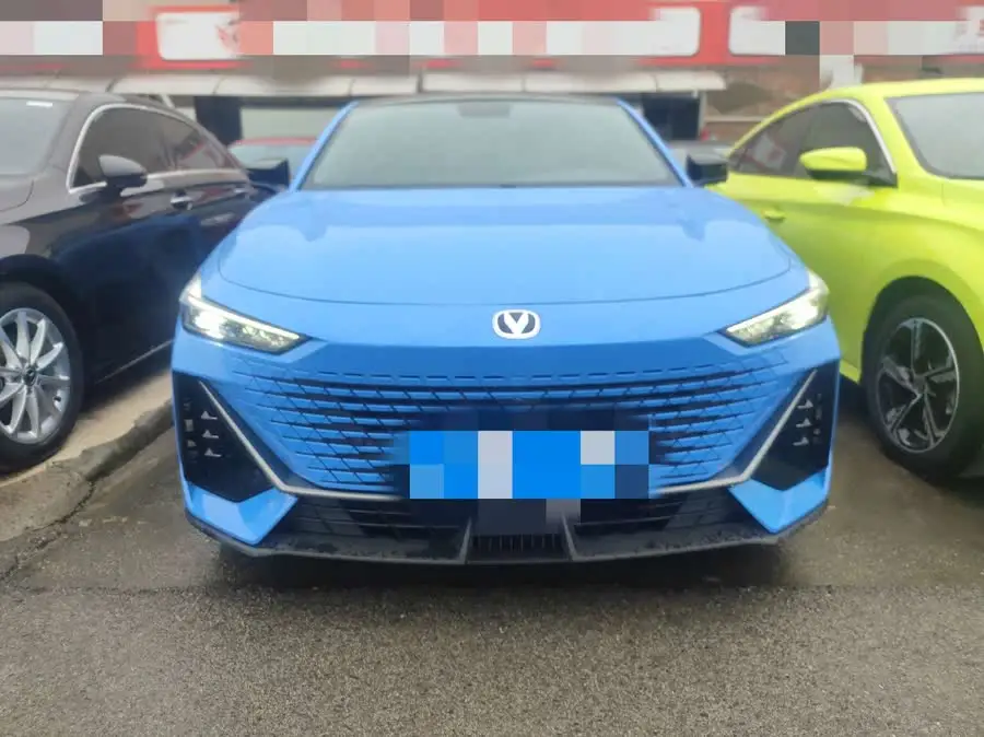 Changan UNI-V 2022 1.5T Smart Pilot