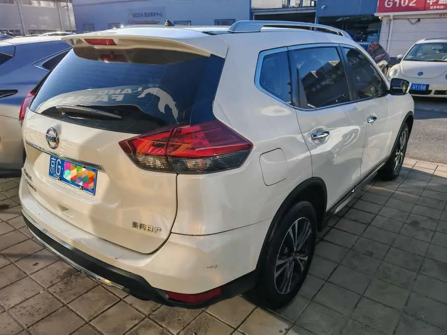 2020 نيسان إكس تريل 2.5 لتر XL ITS CVT 4WD النسخة الفاخرة