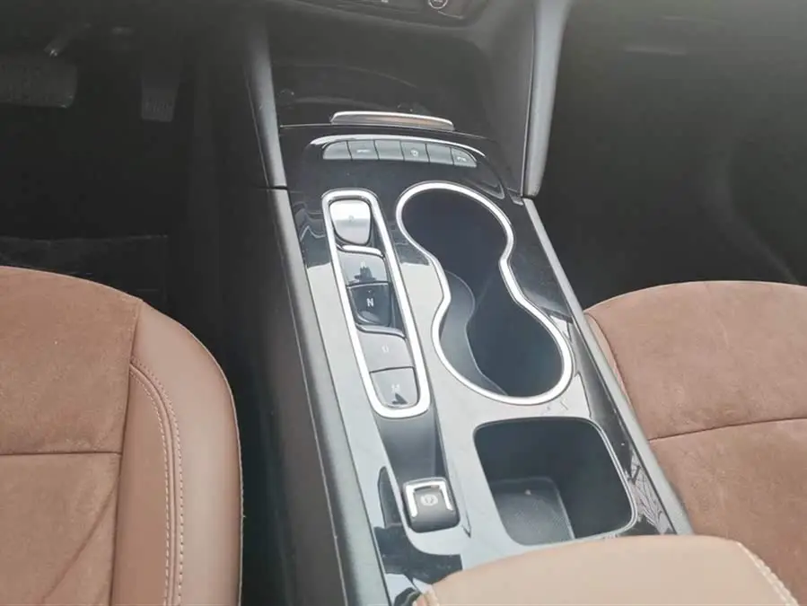 بيوك ريجال 2022 552T النسخة الذكية