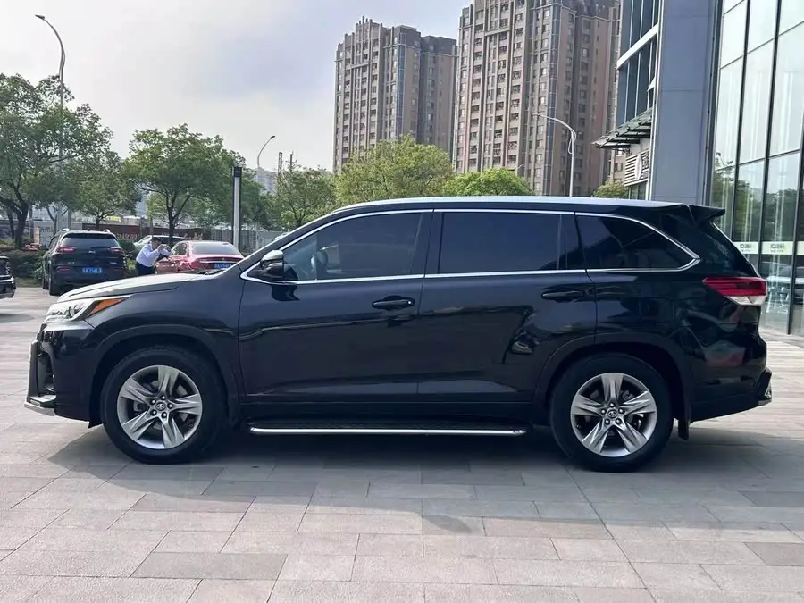 Highlander 2021 2.0T AWD Premium 7-seater