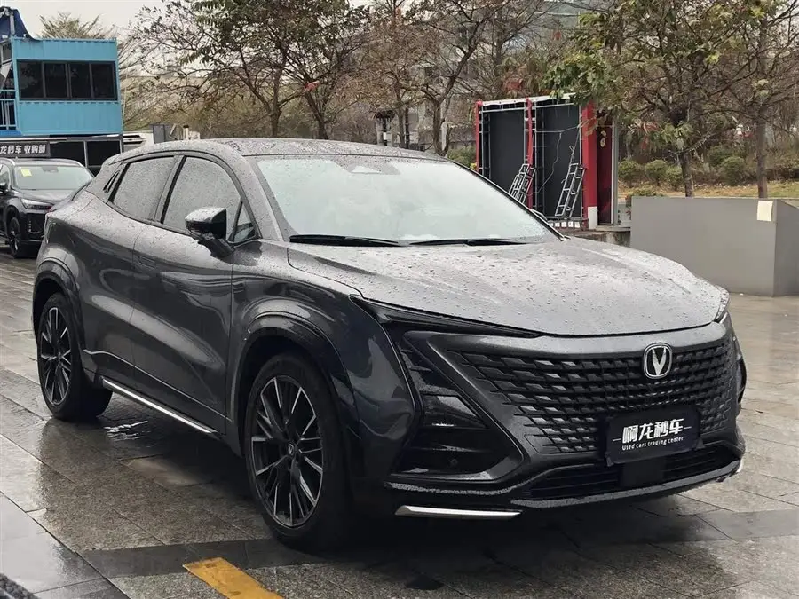 تشونغآن UNI-T طراز 2023 الجيل الثاني 1.5T الفاخر