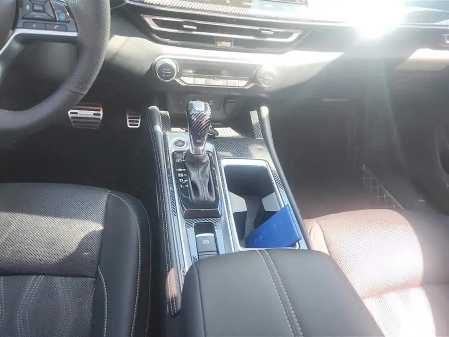 تيانلاي 2022 موديل 2.0L XL-Upr النسخة الممتازة