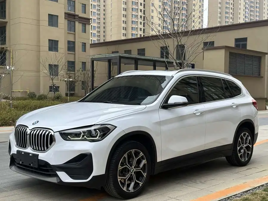 بي إم دبليو X1 2020 sDrive25Li إصدار رائد