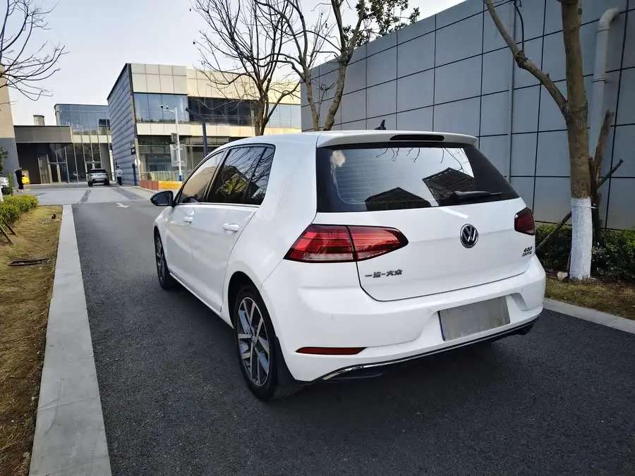 غولف 2020 طراز 280TSI DSG المريح