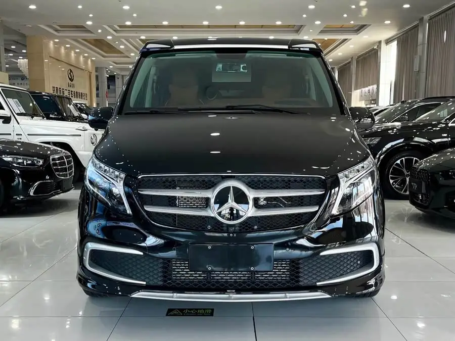 Vito 2023 2.0T Business Edition 7-seater