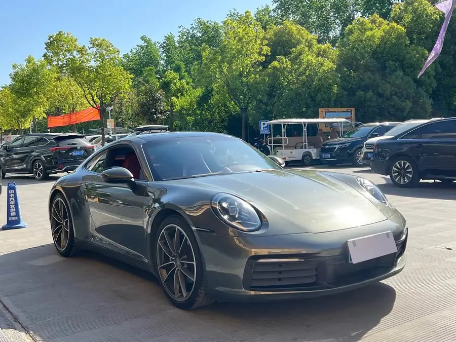 Porsche 911 2020 Carrera 3.0T