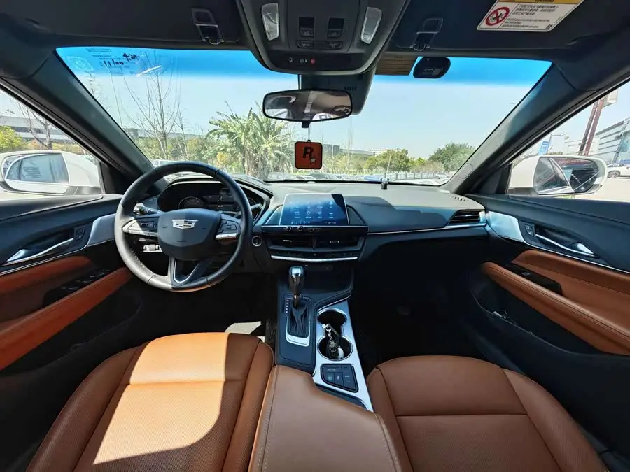 Cadillac CT4 2022 28T Luxury