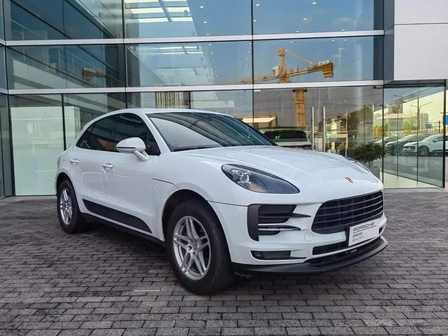 2021 Macan 2.0T