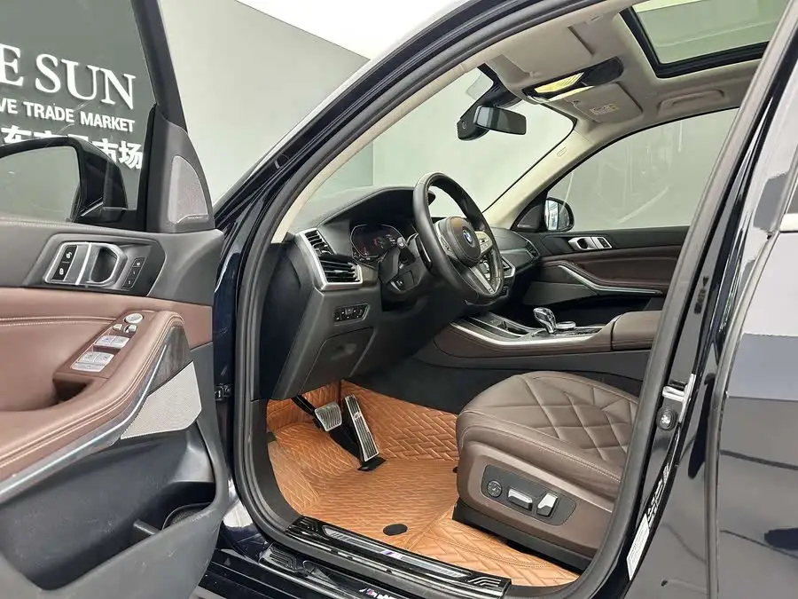 BMW X5 2022 Model Facelift xDrive 30Li M Sport Package