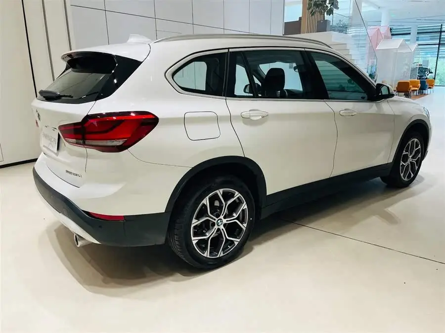 BMW X1 2022 sDrive25Li Leading Edition