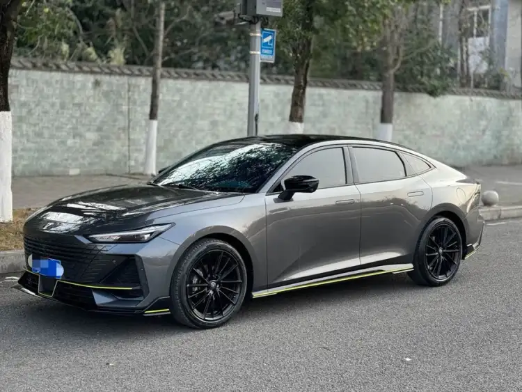 Changan UNI-V 2022 1.5T Sport Edition