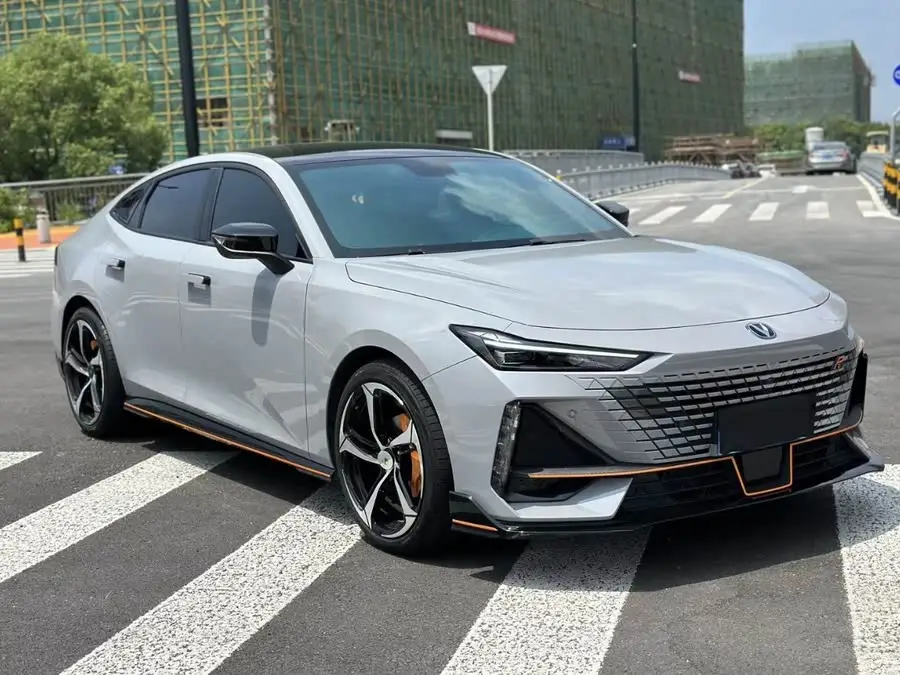 Changan UNI-V 2022 1.5T Sport Edition