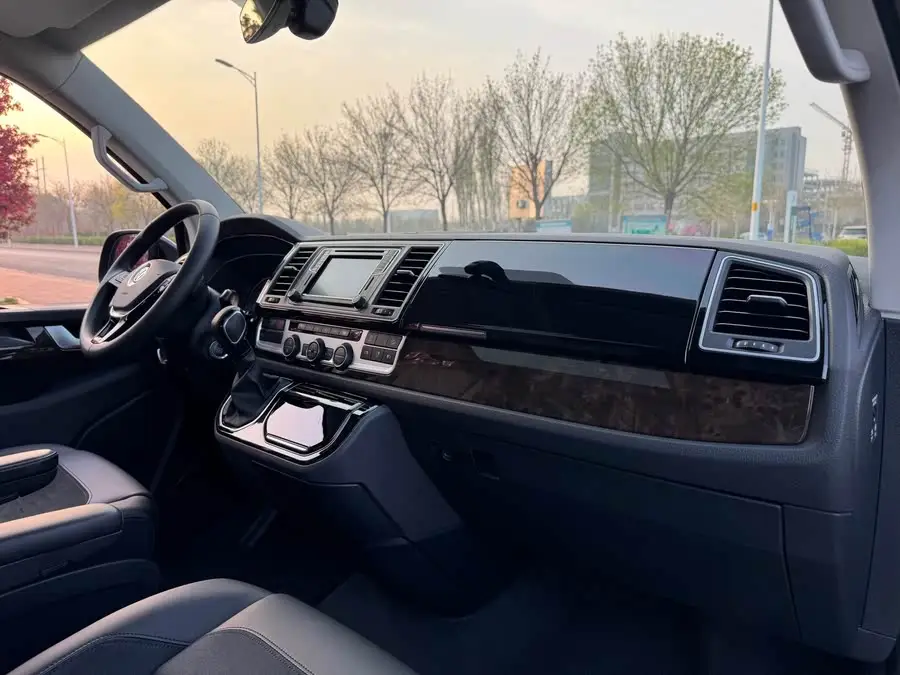 Volkswagen Multivan 2019 2.0 TSI 4Motion Executive 7-seater