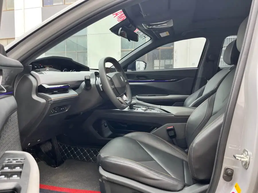 Changan UNI-V 2023 1.5T Premium