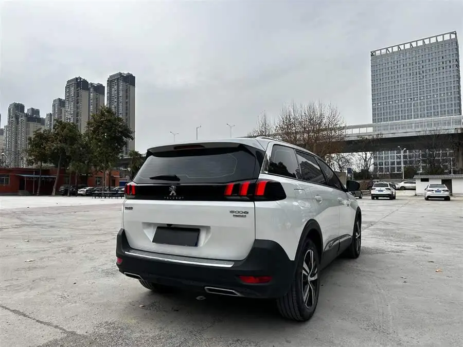 Peugeot 5008 2021 360THP 5-Seater Strength Edition