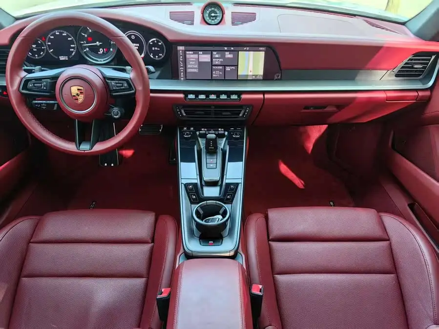 Porsche 911 2020 Carrera 4 3.0T