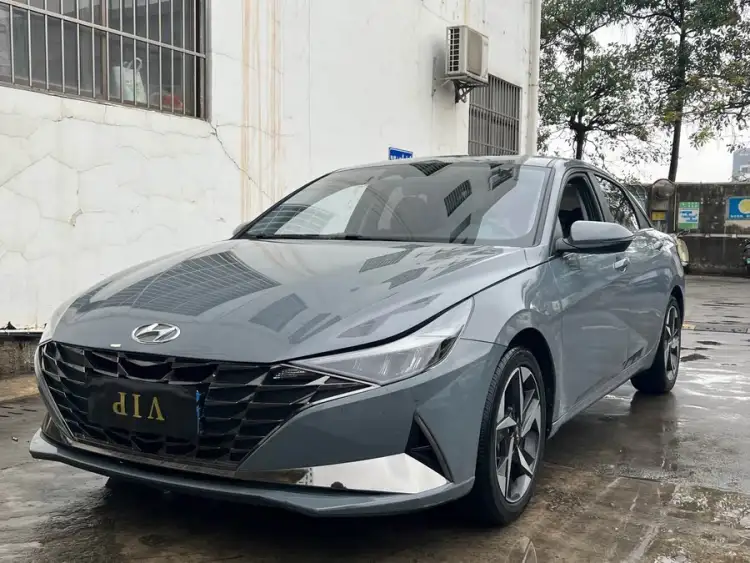 Elantra 2021 1.5L CVT LUX Premium