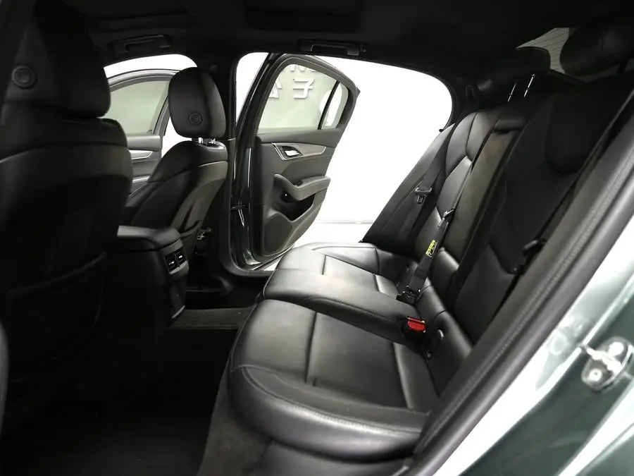 Cadillac CT5 2022 28T Luxury (Standard Version)