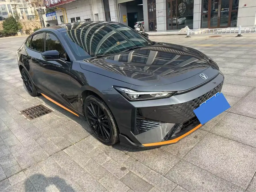 Changan UNI-V 2024 1.5T Premium