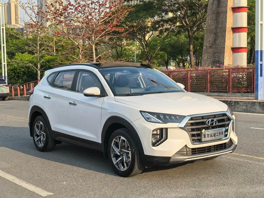 توكسان 2019 280TGDi النسخة العصرية ذات الدفع الثنائي من نوع دوال كلتش الوطنية VI