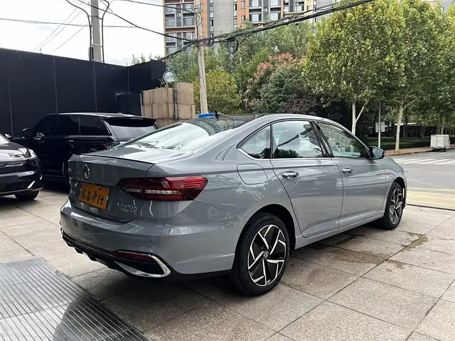 Lavida 2023 300TSI DSG Starry Forever Edition