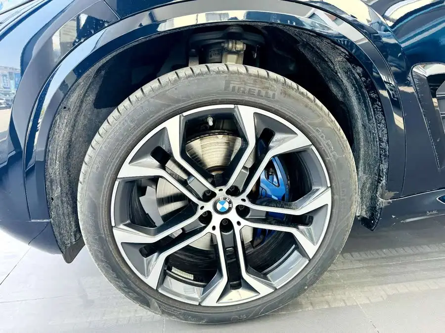 BMW X5 2023 xDrive 40Li Executive M Sport Night Package