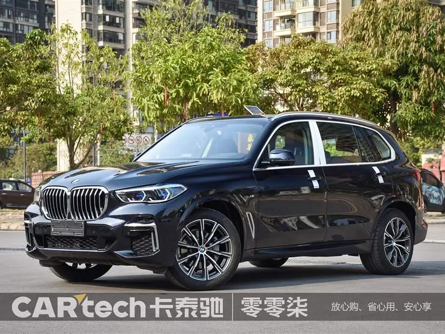 BMW X5 2022 xDrive 30Li M Sport Package