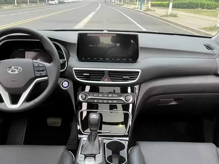 2020 توكسون 280TGDi دفع ثنائي GLS إصدار الموضة الوطنية VI