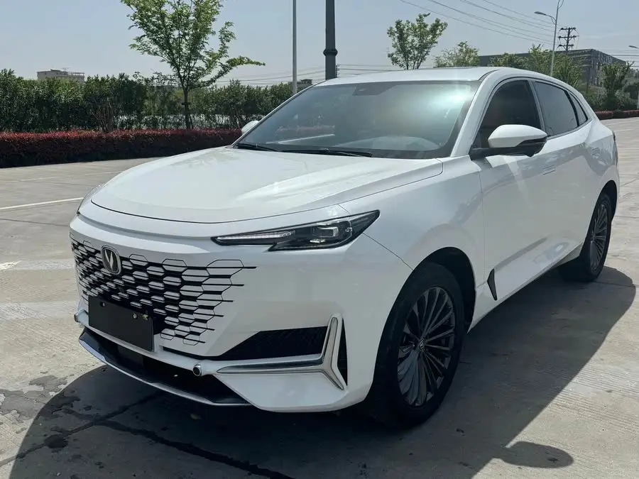 شانجان UNI-K 2021 2.0T نموذج التفوق