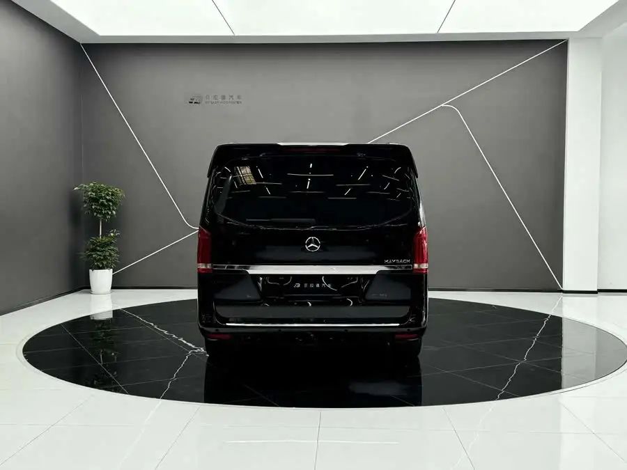 فيتو 2023 2.0T نسخة الأعمال 7 مقاعد