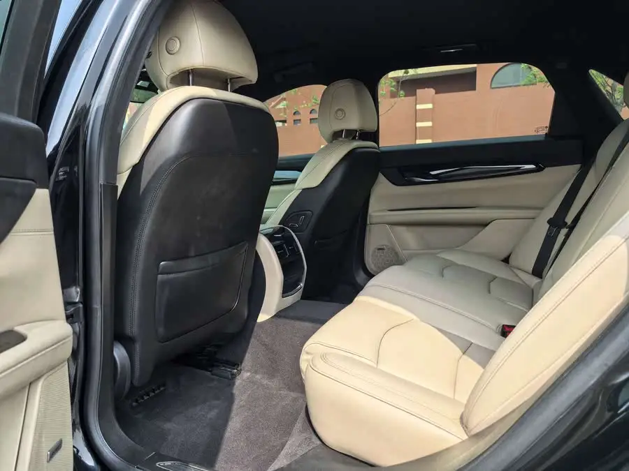 كاديلاك CT6 2021 28T فاخرة