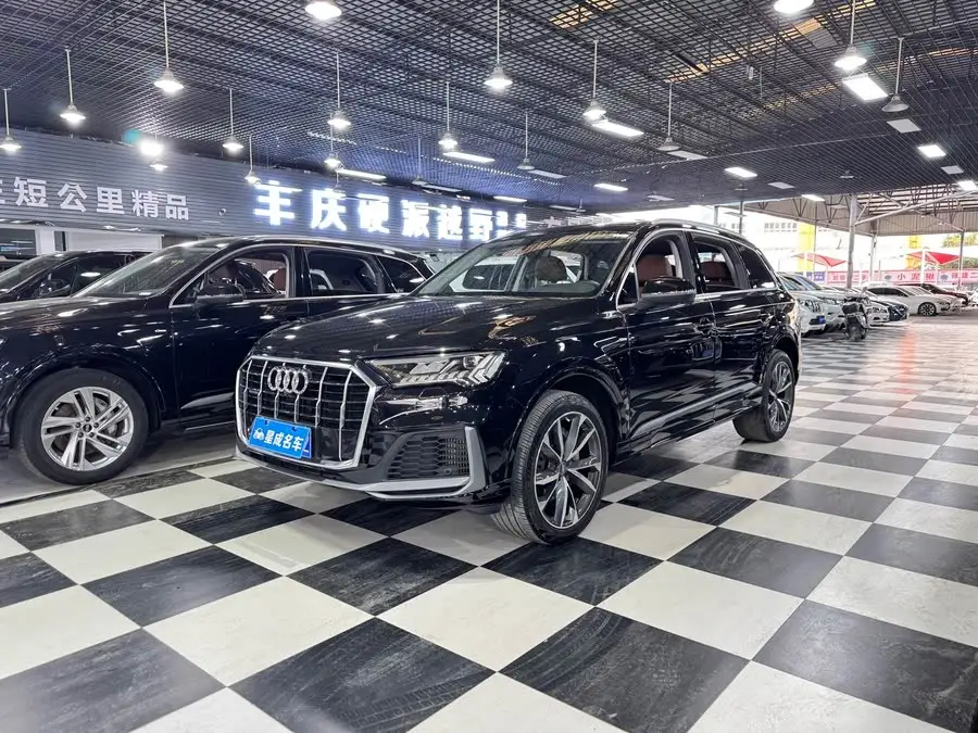 Audi Q7 2020 55 TFSI quattro S line Sport