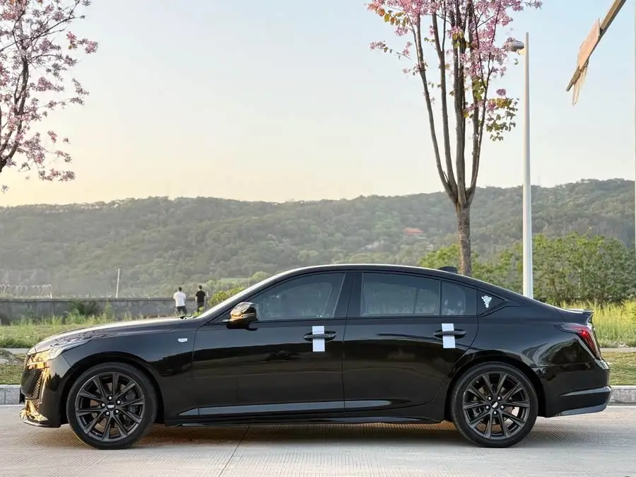 Cadillac CT5 2021 28T Platinum Sport Edition