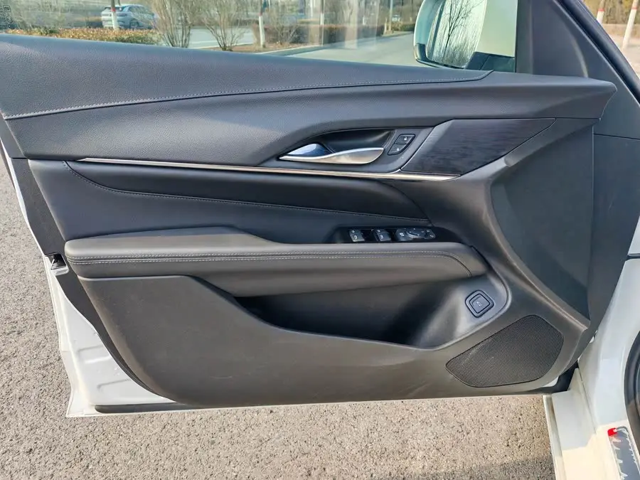 Cadillac CT4 2023 25T Luxury