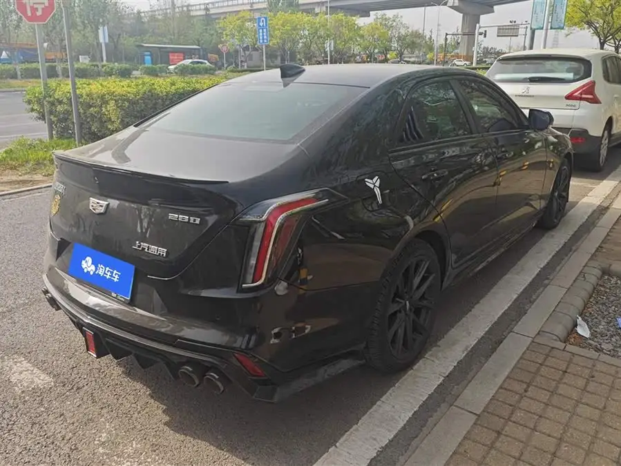 كاديلاك CT4 2020 28T النخبة