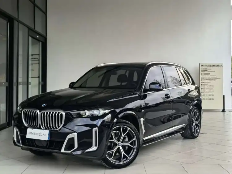 BMW X5 2023 xDrive 30Li M Sport Package