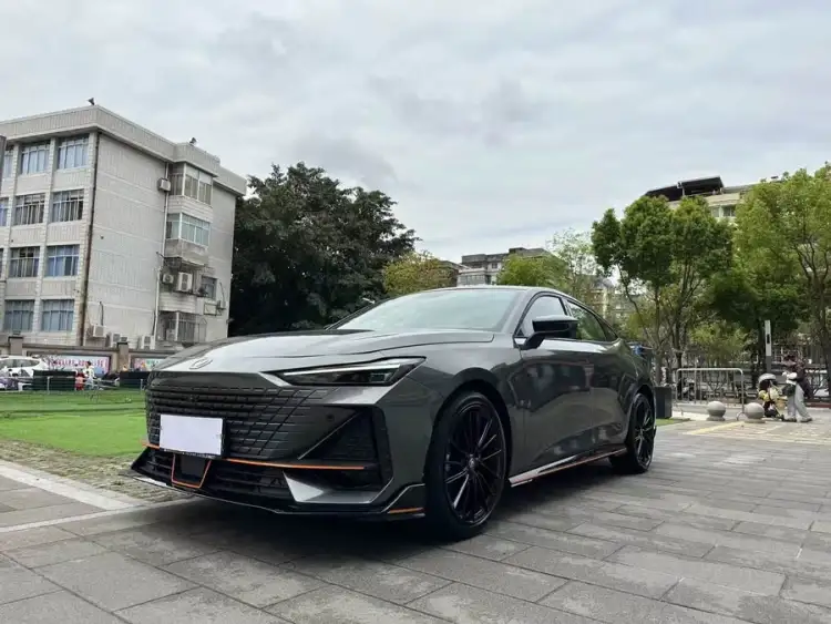 Changan UNI-V 2022 1.5T Premium