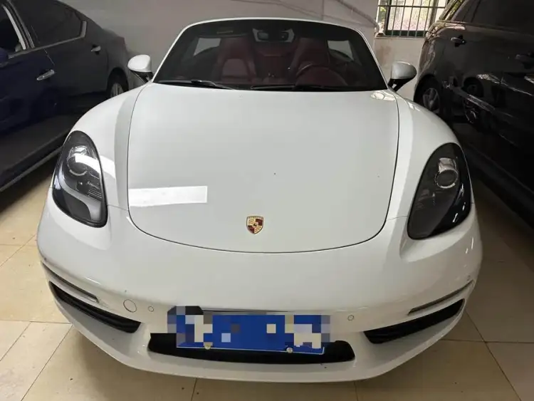 Porsche 718 2020 Model Boxster 2.0T