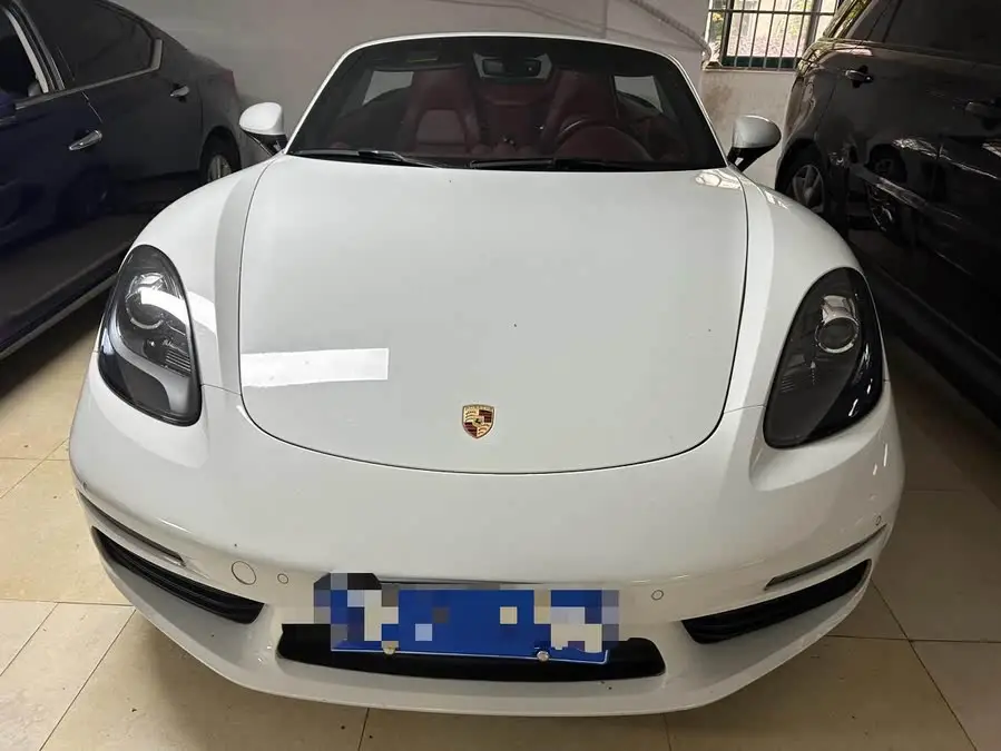 Porsche 718 2020 Model Boxster 2.0T