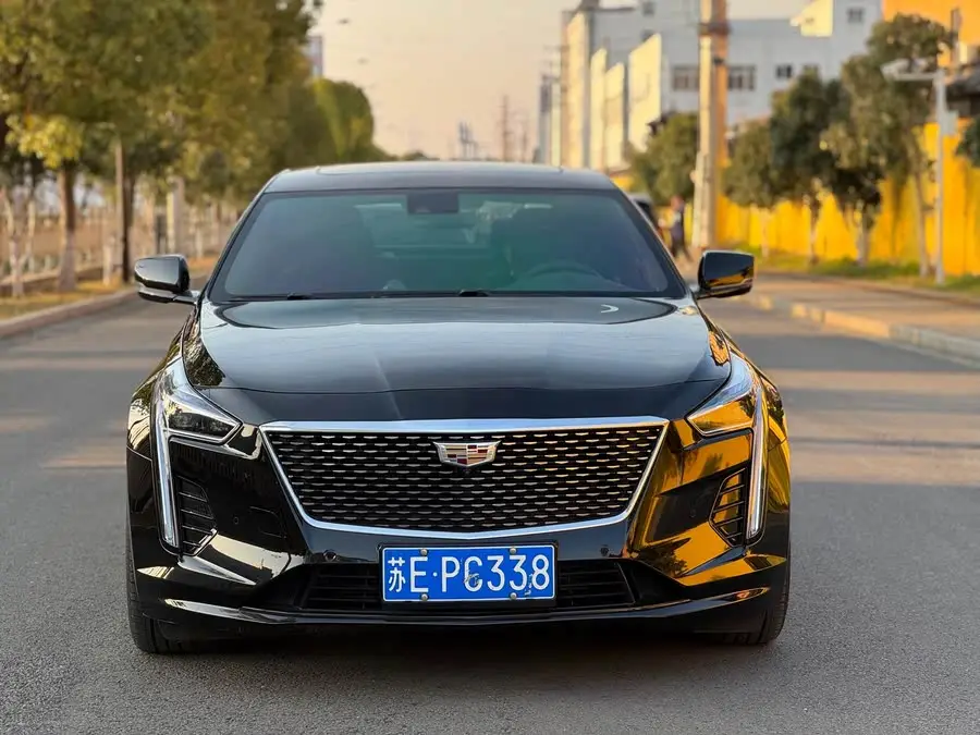 كاديلاك CT6 2021 28T الفاخرة