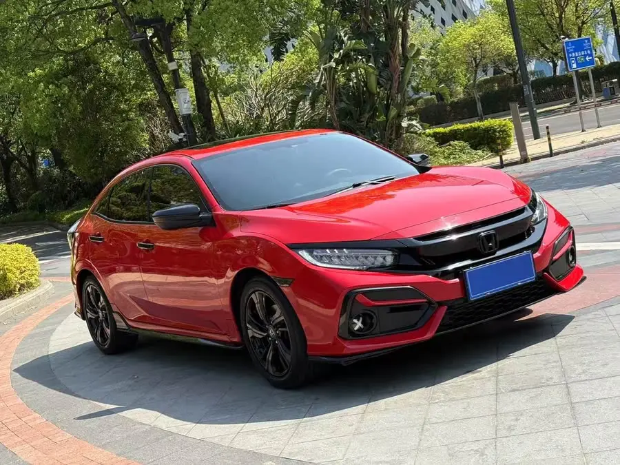 سيفيك 2021 هاتشباك 220 توربو CVT تحكم عصري