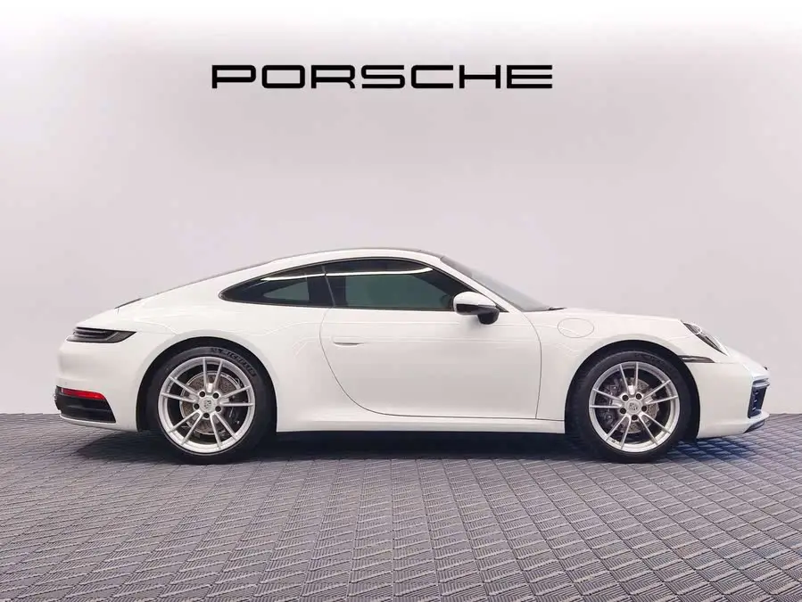 Porsche 911 2022 Carrera 3.0T