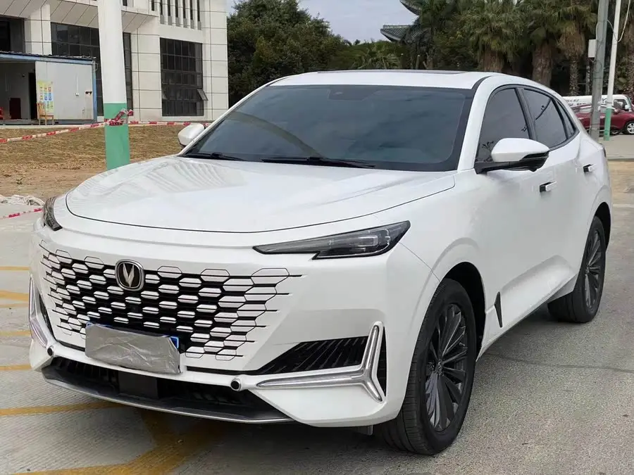 شانغن UNI-K 2021 2.0T الفاخرة