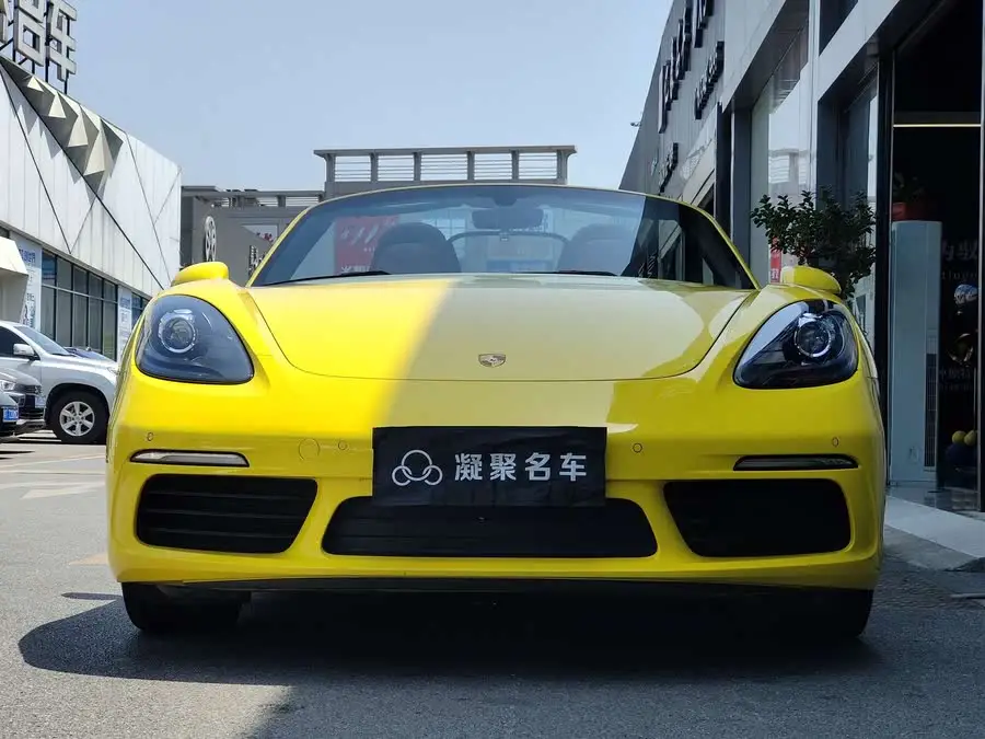 Porsche 718 2022 Boxster T 2.0T