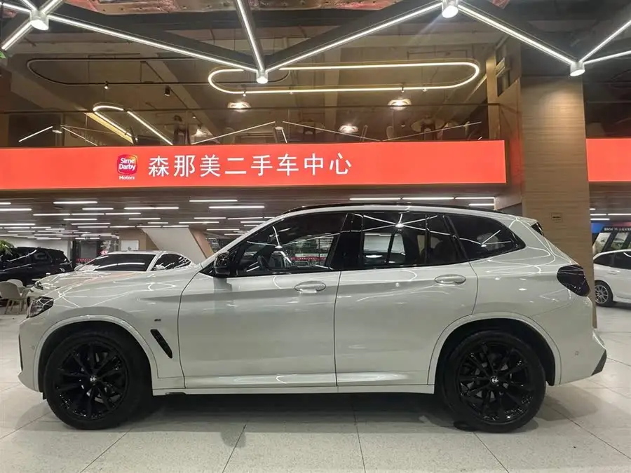 BMW X3 2023 xDrive30i Luxury M Night Package