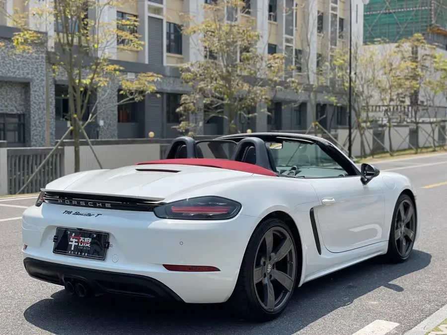 Porsche 718 2019 Boxster T 2.0T