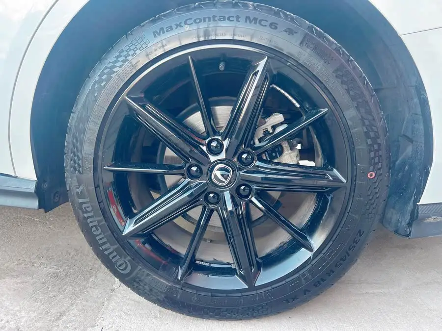 Changan UNI-V 2023 1.5T Premium