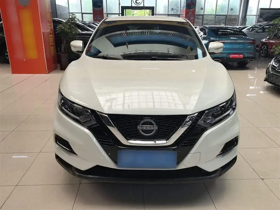 2023 نيسان قشقاي كلاسيك 2.0 لتر CVT XV نسخة الراحة