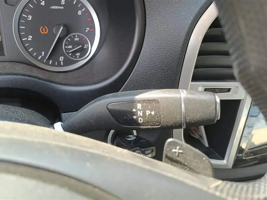 فيتو 2021 2.0T النسخة النخبوية 7 مقاعد