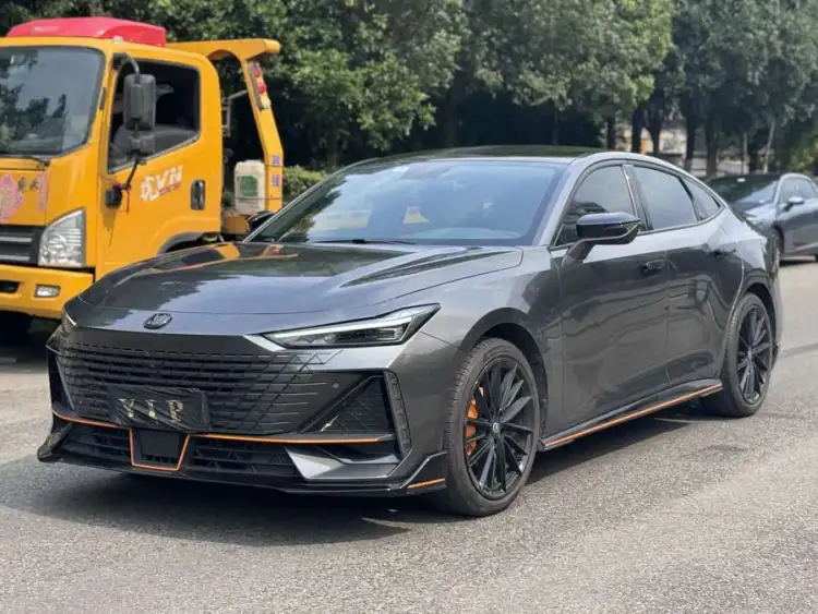 Changan UNI-V 2022 1.5T Sport Version